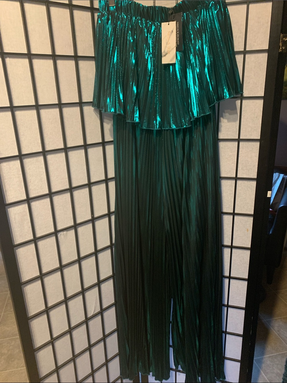 Strut & Bolt Metallic Emerald Off-Shoulder Jumpsuit Size M